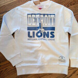 NEW! Detroit Lions crewneck sweatshirt (M 10/12)